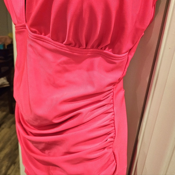 One Piece Hot Pink Tankini Swimsuit - Picture 3 of 7